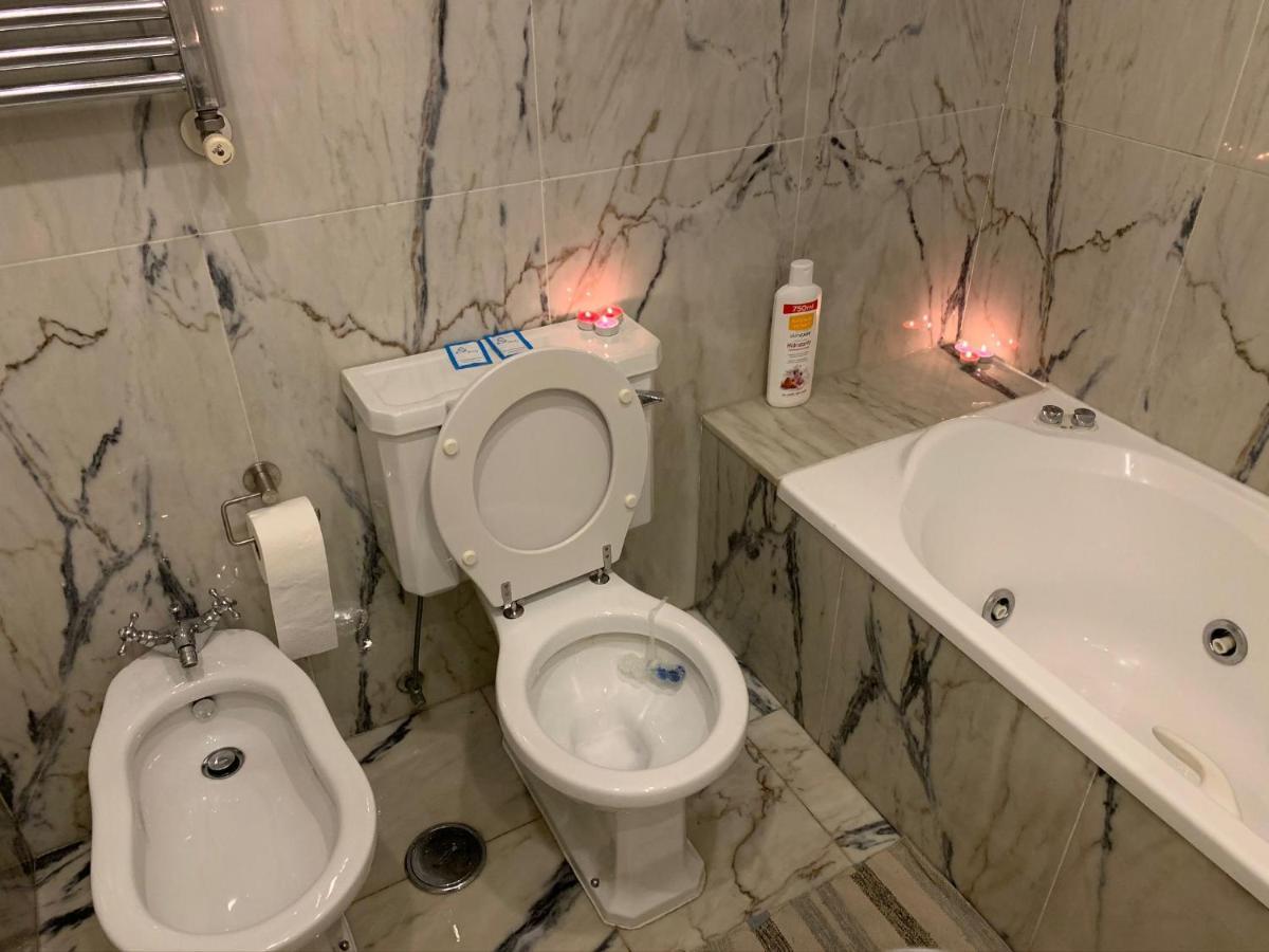 Quarto Com Banheiro Privativo * Lisbon